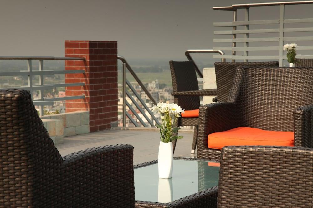 Dhaka Regency Hotel & Resort Limited Zewnętrze zdjęcie