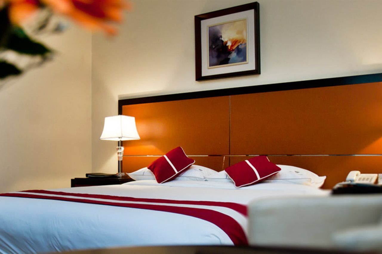 Dhaka Regency Hotel & Resort Limited Zewnętrze zdjęcie