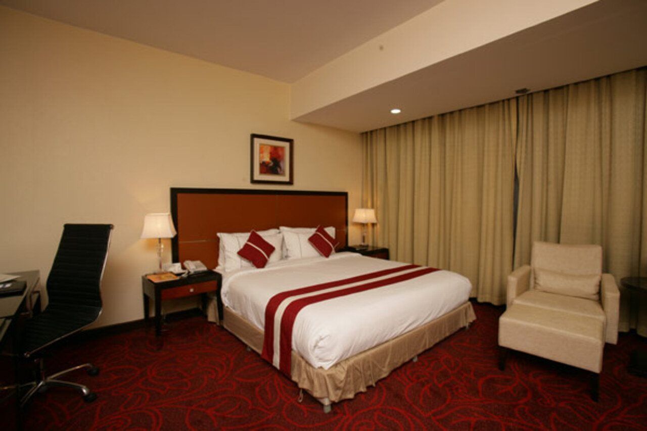 Dhaka Regency Hotel & Resort Limited Zewnętrze zdjęcie